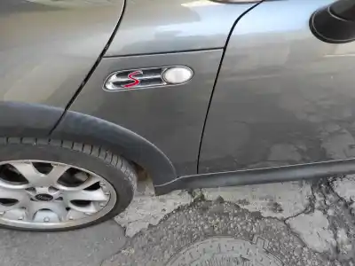 Автозапчастина б/у передне ліве крило для mini cabrio (r52) w11b16a посилання на oem iam 41217037437