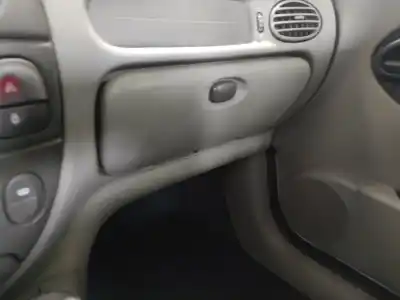 Автозапчасти б/у бардачок за RENAULT SCENIC (JA..) F9Q734 ссылки OEM IAM   