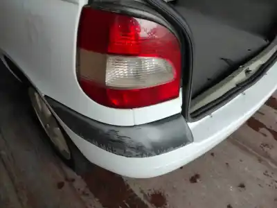 Pezzo di ricambio per auto di seconda mano Lampada Posteriore Sinistra per RENAULT SCENIC (JA..) F9Q734 Riferimenti OEM IAM   