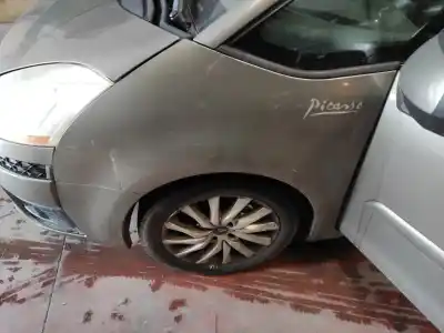 Recambio de automóvil de segunda mano de ALETA DELANTERA IZQUIERDA para CITROEN C4 PICASSO I MONOSPACE (UD_)  referencias OEM IAM   