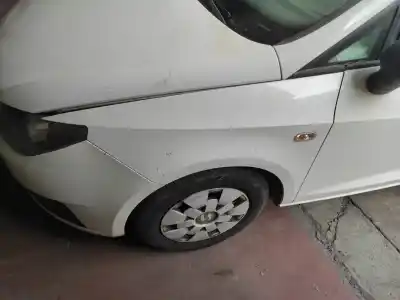 Gebrauchtes Autoersatzteil Kotflügel vorne links zum SEAT IBIZA BERLINA (6J5)  OEM-IAM-Referenzen   
