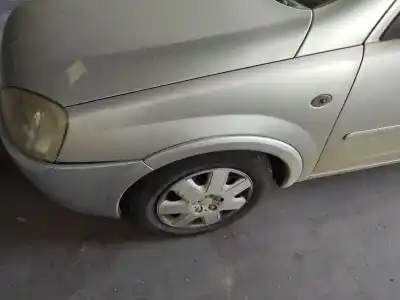 Автозапчастина б/у передне ліве крило для opel corsa c g-z12xe посилання на oem iam 