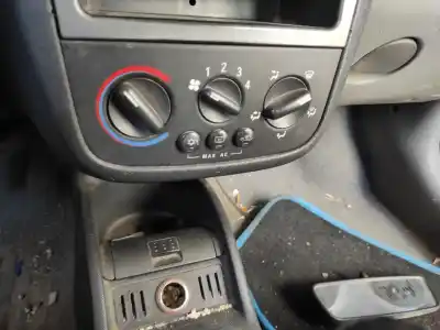 Автозапчастина б/у контроль опалення / кондиціонації для opel corsa c g-z12xe посилання на oem iam 