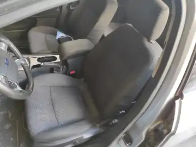 Recambio de automóvil de segunda mano de ASIENTO DELANTERO IZQUIERDO para FORD MONDEO BERLINA (CA2) AZBA referencias OEM IAM   