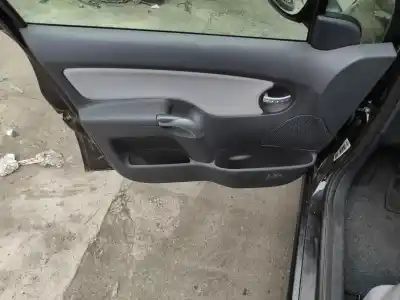 Tweedehands auto-onderdeel bekleding linker voordeur voor citroen c3 i (fc_, fn_) 1.4 hdi oem iam-referenties 