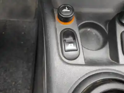 Tweedehands auto-onderdeel linker voorruit schakelaar voor citroen c3 i (fc_, fn_) 1.4 hdi oem iam-referenties 