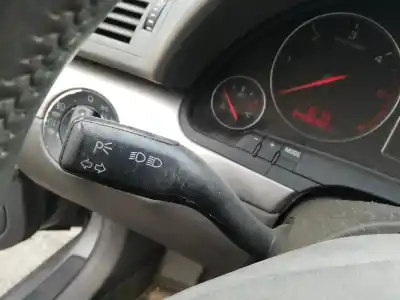 Pezzo di ricambio per auto di seconda mano comando multifunzione per audi a4 avant (8e) ake riferimenti oem iam 