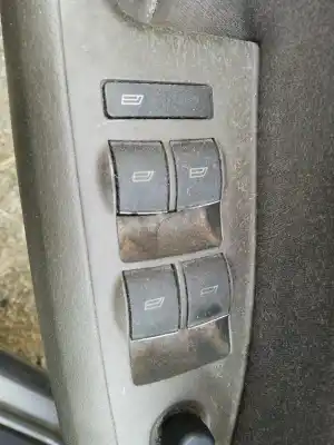 Pezzo di ricambio per auto di seconda mano interruttore alzacristalli anteriore sinistro per audi a4 avant (8e) ake riferimenti oem iam 