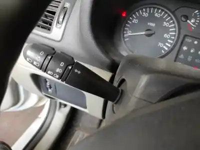 Автозапчасти б/у многофункциональное управление за renault clio ii fase ii (b/cb0) d7f720 ссылки oem iam   