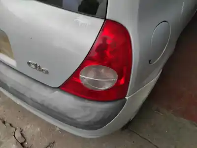 Автозапчастина б/у правий ліхтар для RENAULT CLIO II FASE II (B/CB0) D7F720 Посилання на OEM IAM   