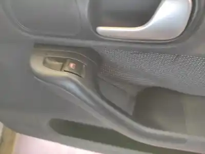 Pièce détachée automobile d'occasion commande de lève vitre avant droit pour audi a3 (8l) axr références oem iam 
