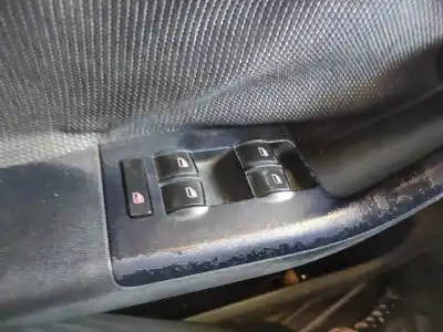 Pièce détachée automobile d'occasion commande de lève vitre avant gauche pour audi a3 (8l) axr références oem iam 