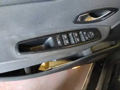 Автозапчасти б/у выключатель левого переднего окна за renault scénic iii (jz0/1_) 1.5 dci ссылки oem iam 