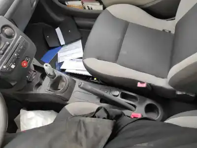 Pièce détachée automobile d'occasion CONSOLE CENTRALE pour RENAULT CLIO III  Références OEM IAM   
