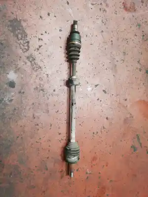 Recambio de automóvil de segunda mano de TRANSMISION DELANTERA DERECHA para TOYOTA YARIS (NCP1/NLP1/SCP1) 1SZFE referencias OEM IAM 4341052040  