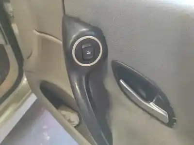 Recambio de automóvil de segunda mano de mando elevalunas delantero derecho para renault laguna ii (bg0) f9q758 referencias oem iam 