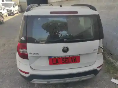 Автозапчастина б/у загальні двері для skoda yeti (5l) (2009) cyvb посилання на oem iam   
