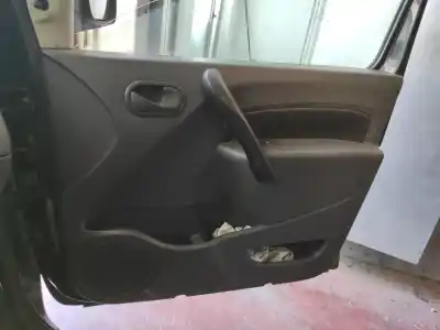 Автозапчасти б/у обивка передней правой двери за RENAULT KANGOO II (F/KW0) K9K802 ссылки OEM IAM   