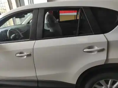 Автозапчасти б/у задняя левая дверь за mazda cx-5 (ke, gh) 2.2 d (ke2fw) ссылки oem iam kdy37302xc