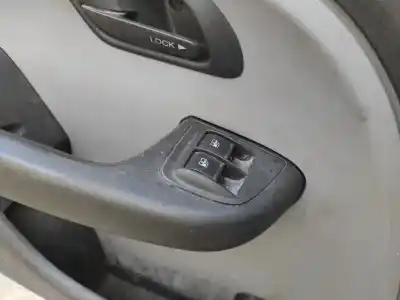 Pièce détachée automobile d'occasion COMMANDE DE LÈVE VITRE AVANT GAUCHE pour FIAT I DOBLÒ (119)  Références OEM IAM   