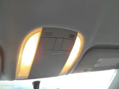 Piesă de schimb auto la mâna a doua LUMINA INTERIOARA pentru TOYOTA AURIS (_E15_) 1.33 DUAL-VVTI (NRE150_) Referințe OEM IAM   