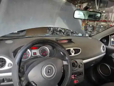 Second-hand car spare part DASHBOARD for RENAULT CLIO III D4F740 OEM IAM references   