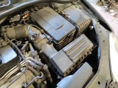 Автозапчастина б/у ПОВІТРЯНИЙ ФІЛЬТР для VOLKSWAGEN GOLF V (1K1) 2.0 TDI Посилання на OEM IAM   