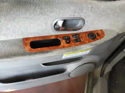 Gebrauchtes Autoersatzteil Fensterschalter Vorne Links zum KIA CARNIVAL II (FL) D/J3 OEM-IAM-Referenzen   