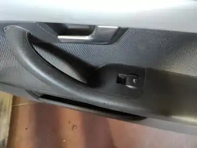Автозапчастина б/у обработка передніх правіх дверей для audi a4 b6 avant (8e5) 1.9 tdi посилання на oem iam 
