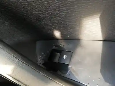 Pezzo di ricambio per auto di seconda mano Interruttore Alzacristalli Anteriore Destro per OPEL ASTRA J BERLINA 5P A20DTH Riferimenti OEM IAM   