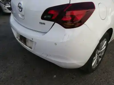 Автозапчастина б/у задній бампер для opel astra j berlina 5p a20dth посилання на oem iam   