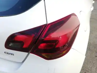Pezzo di ricambio per auto di seconda mano Luci Posteriori Destra per OPEL ASTRA J BERLINA 5P A20DTH Riferimenti OEM IAM   