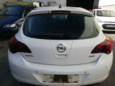 Pièce détachée automobile d'occasion hayon pour opel astra j berlina 5p a20dth références oem iam 