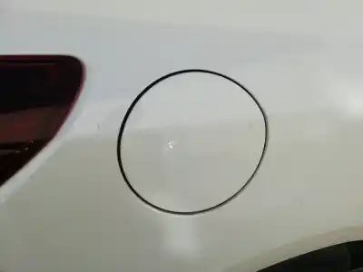 Pièce détachée automobile d'occasion bouchon de carburant extérieur pour opel astra j berlina 5p a20dth références oem iam 