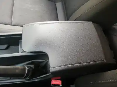Pezzo di ricambio per auto di seconda mano bracciolo centrale per opel insignia berlina a20dth riferimenti oem iam   
