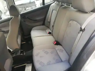 Автозапчастина б/у задні сидіння для SEAT LEON (1M1) 1.6 16 V Посилання на OEM IAM   
