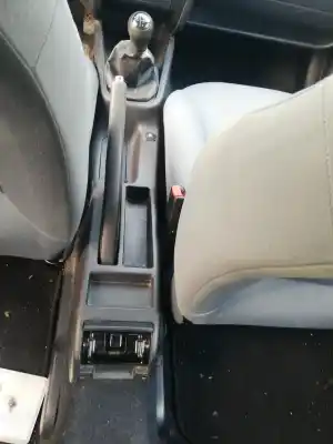 Second-hand car spare part center console for seat leon (1m1) 1.6 16 v oem iam references 1m0858241a Second-hand car spare part center console for seat leon (1m1) 1.6 16 v oem iam references 1m0858241a