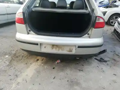 Second-hand car spare part rear bumper for seat leon (1m1) 1.6 16 v oem iam references 1m6807417bd Second-hand car spare part rear bumper for seat leon (1m1) 1.6 16 v oem iam references 1m6807417bd