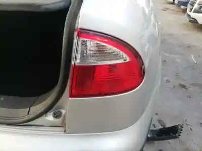 Автозапчастина б/у правий ліхтар для SEAT LEON (1M1) 1.6 16 V Посилання на OEM IAM   
