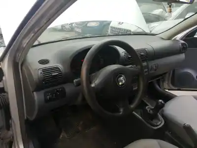 Автозапчасти б/у панель приборов за SEAT LEON (1M1) 1.6 16 V ссылки OEM IAM   