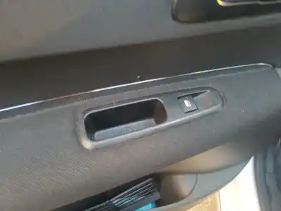 Pièce détachée automobile d'occasion Commande De Lève Vitre Arrière Gauche pour PEUGEOT 3008 1.6 HDi FAP CAT (9HZ / DV6TED4) Références OEM IAM   