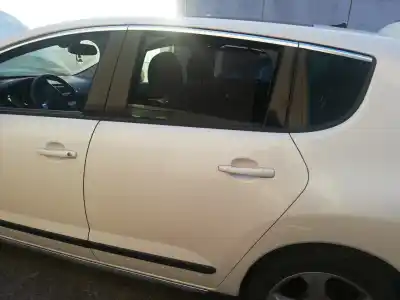 Recambio de automóvil de segunda mano de PUERTA TRASERA IZQUIERDA para PEUGEOT 3008 1.6 HDi FAP CAT (9HZ / DV6TED4) referencias OEM IAM   