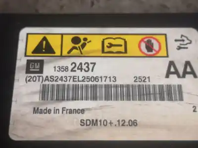 Pièce détachée automobile d'occasion boitier de commande d'airbag pour opel astra j berlina 5p a20dth références oem iam 13582437
