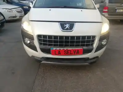 Tweedehands auto-onderdeel VOORBUMPER voor PEUGEOT 3008  OEM IAM-referenties   