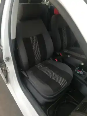 Автозапчасти б/у сиденье правое переднее за VOLKSWAGEN POLO (9N3) BBM ссылки OEM IAM   