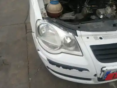 Recambio de automóvil de segunda mano de Faro Derecho para VOLKSWAGEN POLO (9N3) BBM referencias OEM IAM   