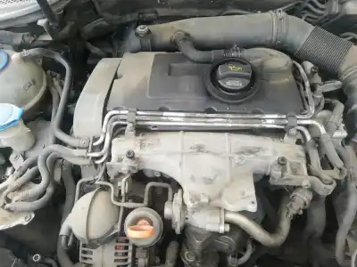 Автозапчасти б/у ПОЛНЫЙ ДВИГАТЕЛЬ за AUDI A3 SPORTBACK (8PA) 2.0 TDI 16V ссылки OEM IAM BKD  