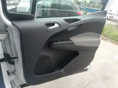 Автозапчасти б/у ОБИВКА ПЕРЕДНЕЙ ПРАВОЙ ДВЕРИ за FORD TRANSIT COURIER (C4A) SFCD ссылки OEM IAM   