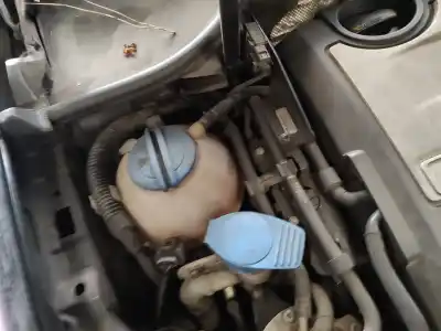 Pièce détachée automobile d'occasion VASE D'EXPANSION DE LIQUIDE DE REFROIDISSEMENT pour VOLKSWAGEN GOLF VI (5K1) 2.0 TDI Références OEM IAM   