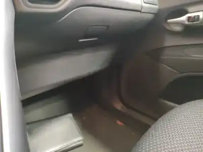 Gebrauchtes Autoersatzteil HANDSCHUHFACH zum TOYOTA AURIS (_E15_) 1.4 D-4D (NDE150_) OEM-IAM-Referenzen   